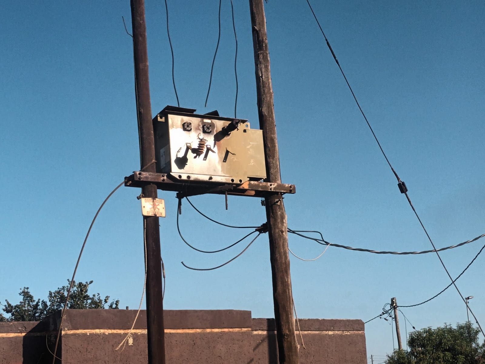 Finetown Block 5 residents endure 18 months in the dark