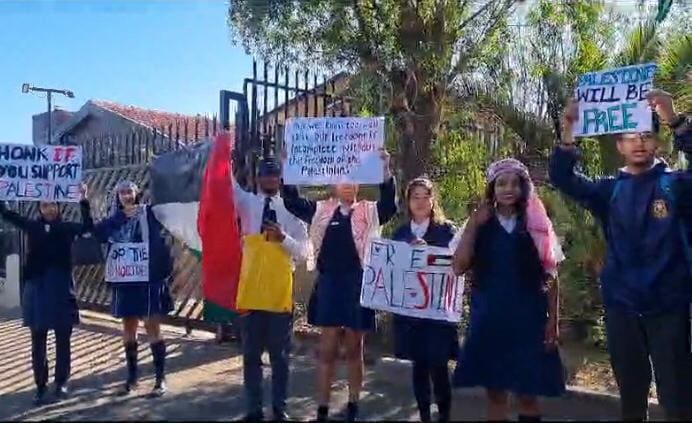 LenzPolitics objects to Lenz High School’s heavy-handed tactics on Palestine