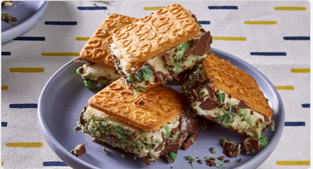 Today’s recipe: Peppermint Crisp Ice-cream Sandwiches