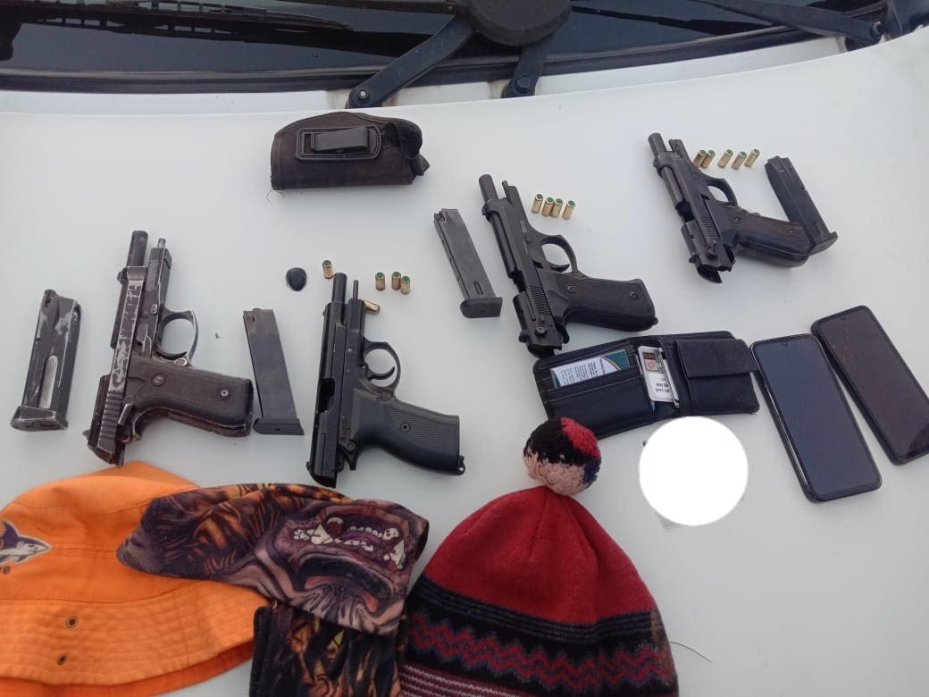 Vlakfontein residents assist JMPD in recovering stolen vehicle & unlicensed firearms