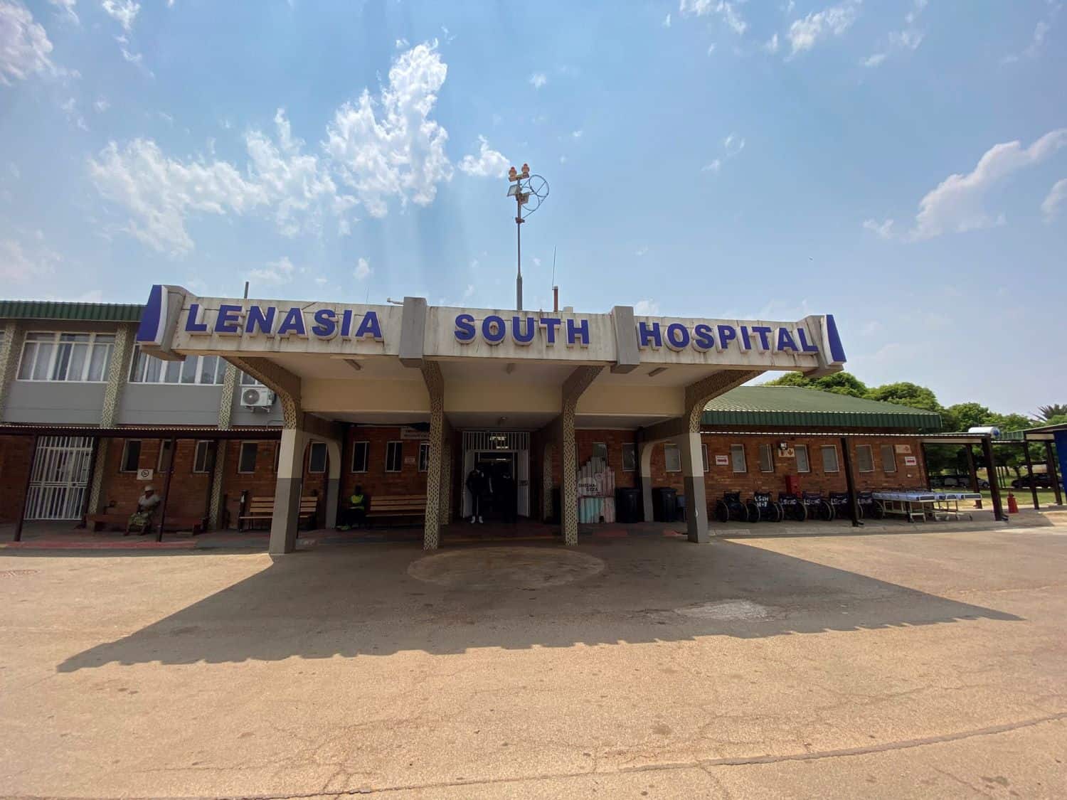 ‘No water and electricity’ – Chaos at Lenasia South Hospital