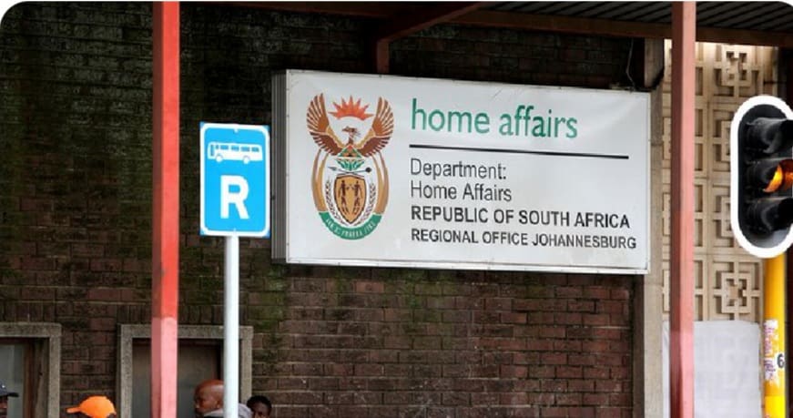 Minister Motsoaledi welcomes 18 year sentence of a Pakistani national for passport related crimes