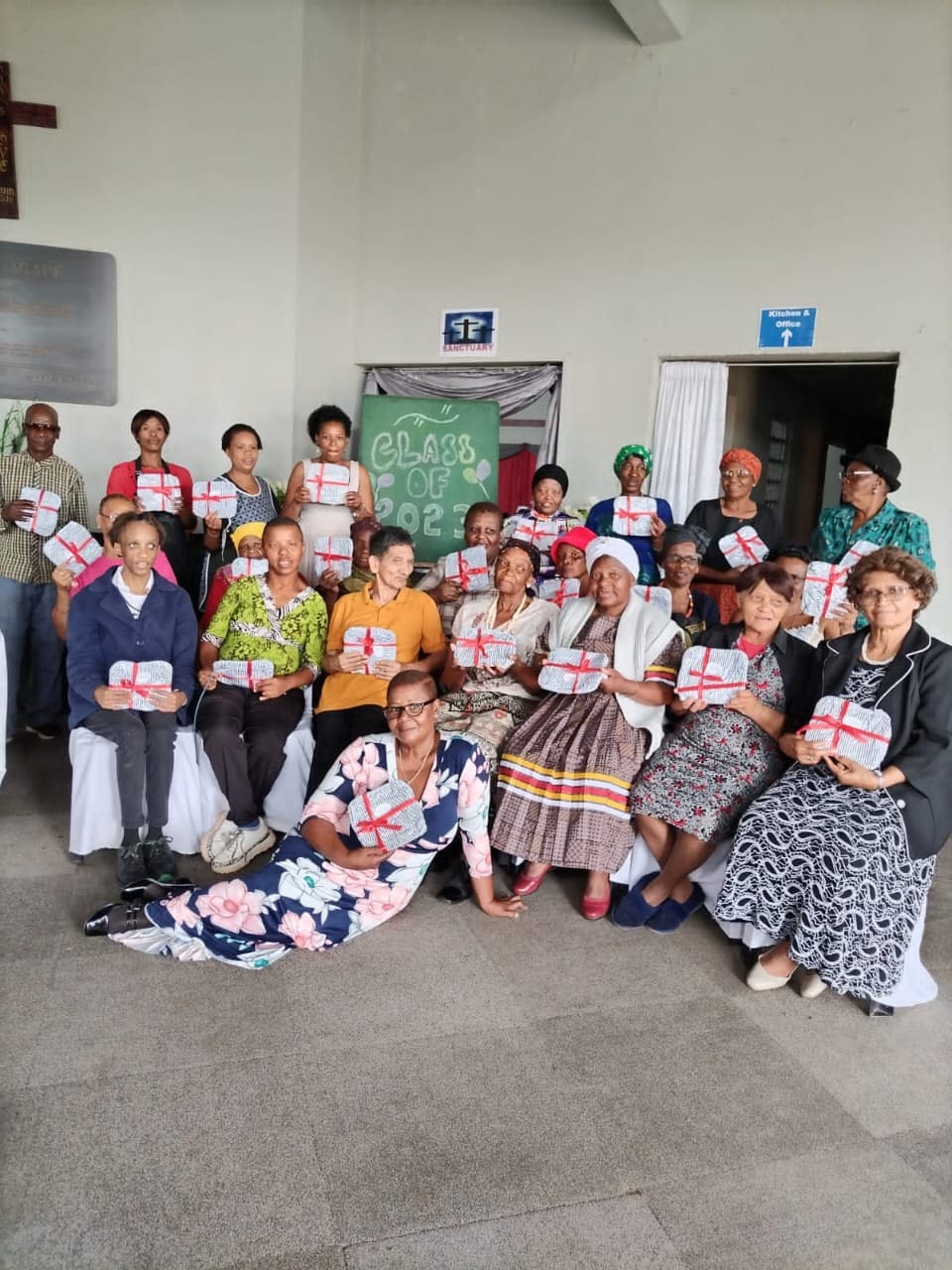 Siyathandwa Senior Social Club celebrates elders in style