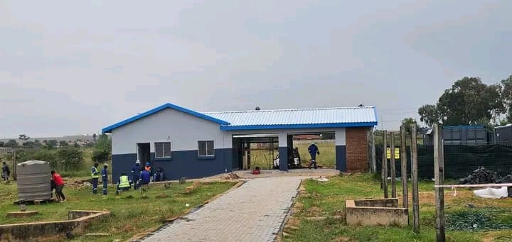 Cllr Simonse leads site visit to Ennerdale train station revamp as project reaches 50% completion