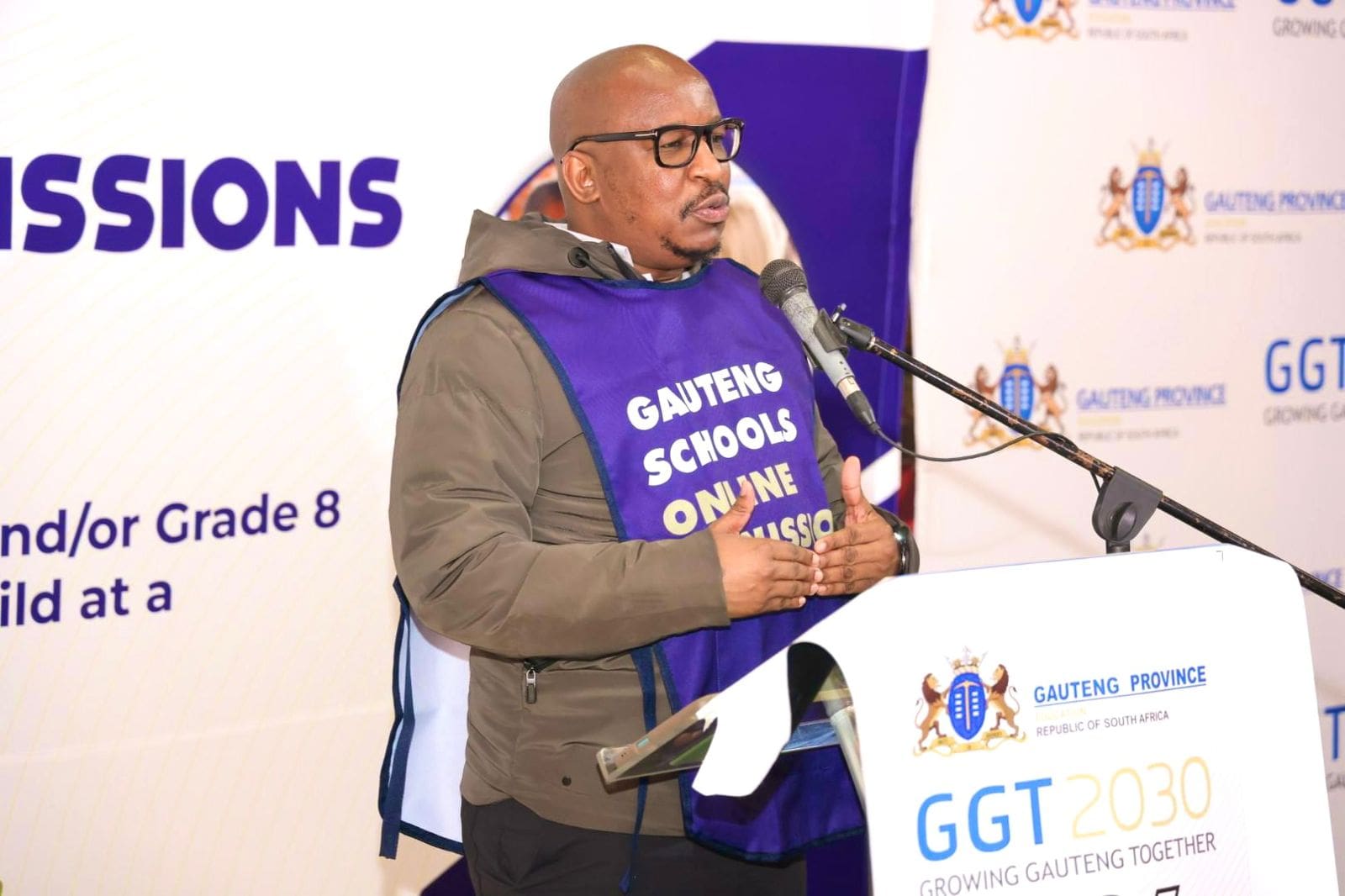 Gauteng processes over 213 000 grade 1 and 8 applications on first day