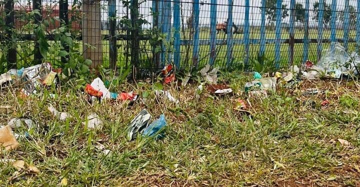 “This has become unbearable” Ivy Street residents demand action over littering crisis around LSS