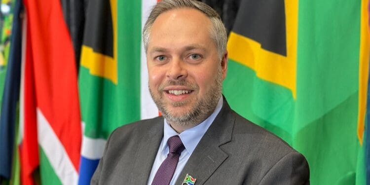 Home Affairs offices open this weekend to support voter registration
